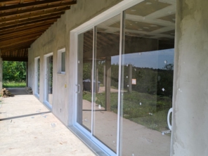 Foto de AlumiMax Esquadrias e Vidros LTDA em Botucatu, SP por Solutudo