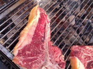 Foto de Adnilson Assador de Carnes Avaré em São Manuel, SP por Solutudo