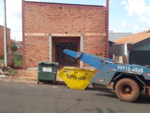 Foto de Disk Entulho Lençóis - Aluguel de Caçambas em São Manuel, SP por Solutudo
