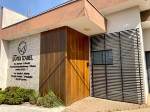 Foto de Dra. Natalia Tieri Minetto - Ortodontista em São Manuel, SP por Solutudo