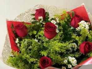 Foto de Flor de Lis - Floricultura e Presentes em Santa Cruz do Rio Pardo, SP por Solutudo