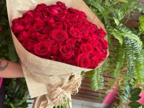 Foto de Flor de Lis - Floricultura e Presentes em Santa Cruz do Rio Pardo, SP por Solutudo