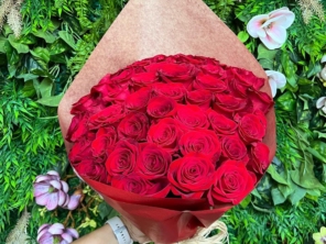 Foto de Flor de Lis - Floricultura e Presentes em Santa Cruz do Rio Pardo, SP por Solutudo