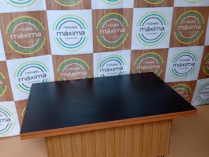Na produção , nossa mesa de centro Ripada.