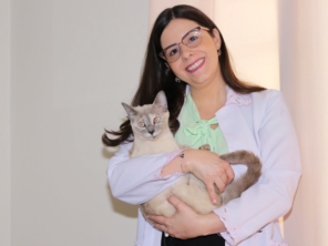 Foto de Dra Luanda veterinária domiciliar em Botucatu, SP por Solutudo