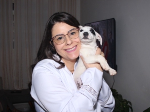 Foto de Dra Luanda veterinária domiciliar em Botucatu, SP por Solutudo