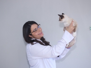 Foto de Dra Luanda veterinária domiciliar em Botucatu, SP por Solutudo