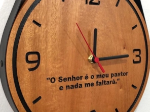Foto de Bruna Bilar | Arte em Resina e Rustic Decor - Artefatos de Madeira em Botucatu, SP por Solutudo