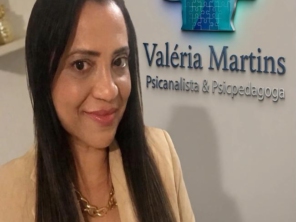 Foto de Valéria Martins Psicanalista Clínica e Psicopedagoga em Santos, SP por Solutudo
