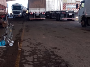 Foto de J Ivatiuk Transportes em Candói, PR por Solutudo