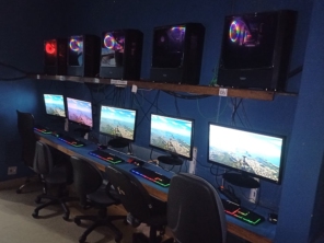 Foto de X-rio Lan House em Rio de Janeiro, RJ por Solutudo