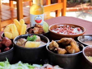 Foto de Restaurante Guaianás em Pederneiras, SP por Solutudo