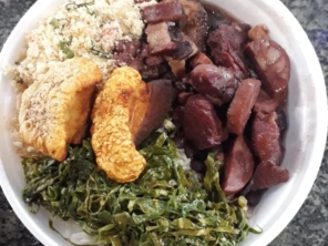Foto de Elaine Rotisserie em São Manuel, SP por Solutudo
