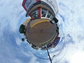 Foto de DENINHO VEÍCULOS ( DV VEÍCULOS ) em Santa Cruz do Rio Pardo, SP por Solutudo