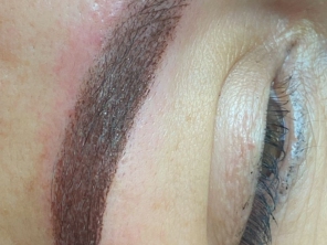 Foto de Márcia Guimarães Estética e Micropigmentação em Goiatuba, GO por Solutudo