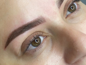 Foto de Márcia Guimarães Estética e Micropigmentação em Goiatuba, GO por Solutudo