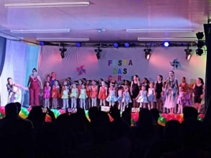 Foto de Studio de Dança Daiany Mascari em Itápolis, SP por Solutudo