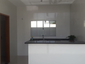 Foto de Joel Pereira Silva Construtor em Ninho Verde I Eco Residence, SP por Solutudo