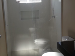 Foto de Joel Pereira Silva Construtor em Ninho Verde I Eco Residence, SP por Solutudo