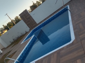 Foto de Joel Pereira Silva Construtor em Ninho Verde I Eco Residence, SP por Solutudo