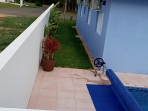 Foto de Joel Pereira Silva Construtor em Ninho Verde I Eco Residence, SP por Solutudo