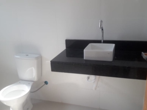 Foto de Joel Pereira Silva Construtor em Ninho Verde I Eco Residence, SP por Solutudo