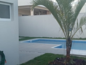 Foto de Joel Pereira Silva Construtor em Ninho Verde I Eco Residence, SP por Solutudo