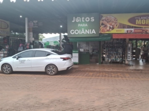 Foto de Taxi Marinho em São Miguel do Araguaia, GO por Solutudo