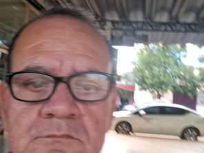 Foto de Taxi Marinho em São Miguel do Araguaia, GO por Solutudo