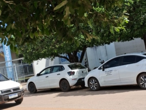 Foto de Taxi Marinho em São Miguel do Araguaia, GO por Solutudo