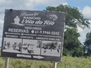 Foto de Taxi Marinho em São Miguel do Araguaia, GO por Solutudo