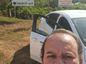 Foto de Taxi Marinho em São Miguel do Araguaia, GO por Solutudo