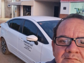 Foto de Taxi Marinho em São Miguel do Araguaia, GO por Solutudo