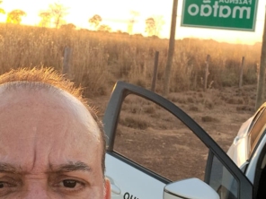 Foto de Taxi Marinho em São Miguel do Araguaia, GO por Solutudo