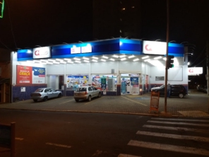 Foto de Farmácia Drogal em Jaboticabal, SP por Solutudo
