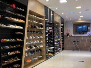 Foto de Sport Jeans e Parada Obrigatória em Pederneiras, SP por Solutudo