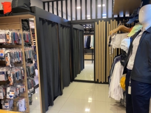 Foto de Sport Jeans e Parada Obrigatória em Pederneiras, SP por Solutudo