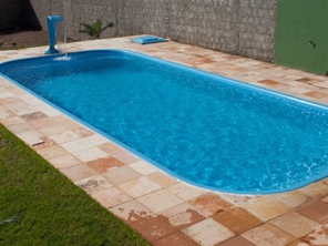 Foto de Piscinas & Cia Itápolis em Itápolis, SP por Solutudo