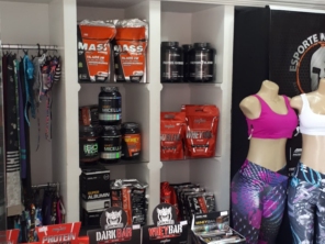 Foto de ESPORTE NUTRITION SUPLEMENTOS E MODA FITNESS em Itápolis, SP por Solutudo
