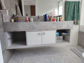 Foto de Casa e Cia Ambientes Planejados em Itapema, SC por Solutudo