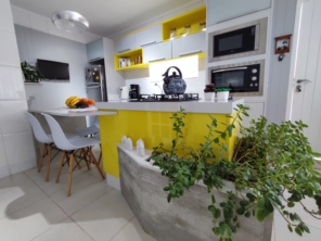 Foto de Casa e Cia Ambientes Planejados em Itapema, SC por Solutudo