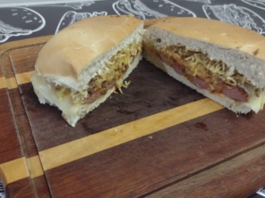Foto de Tutti Burger em Pederneiras, SP por Solutudo