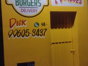 Foto de Tutti Burger em Pederneiras, SP por Solutudo