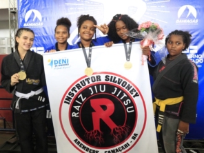 Foto de Raiz jiu-jitsu Arembepe em Abrantes, BA por Solutudo