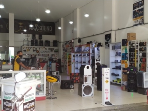 Foto de MAX SOUND ÁUDIO E ELETRÔNICOS em Vitória da Conquista, BA por Solutudo