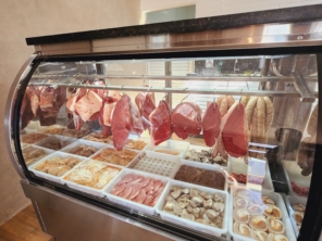 Foto de Casa de Carnes Romanini em Itápolis, SP por Solutudo