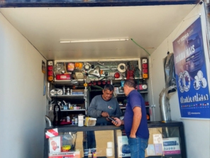 Foto de Borracharia & Acessórios de Caminhões Sinal em Santo Antônio de Posse, SP por Solutudo