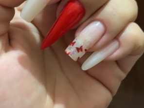 Foto de Espaço Aline Helena Nails Designer em Jaboticabal, SP por Solutudo