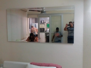 Foto de Vidraçaria e Esquadria - Itaqui Vidros em Matinhos, PR por Solutudo