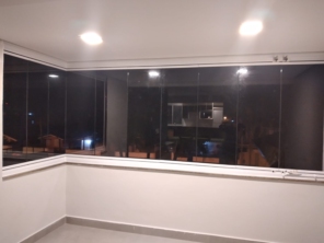 Foto de Vidraçaria e Esquadria - Itaqui Vidros em Matinhos, PR por Solutudo